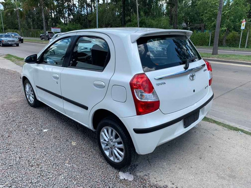 Toyota Etios 1.5 Xls 2015