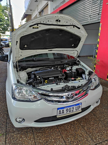 Toyota Etios 1.5 Platinum At Cuero + Cuotas