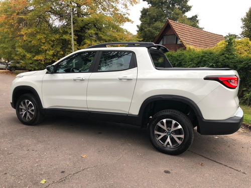 Fiat Toro 1.8 Freedom 4X2 At