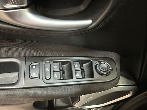 Jeep Renegade Sport 1.8 4x2 (Aut) (Flex)