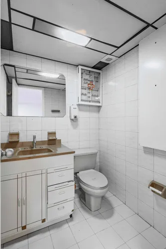 Casa En Arriendo/venta En La Castellana. Cod A23954