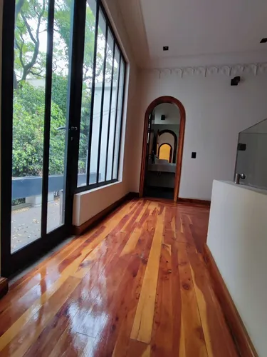 Casa Con Terrazas Con Uso De Suelo Para Oficinas En Polanco