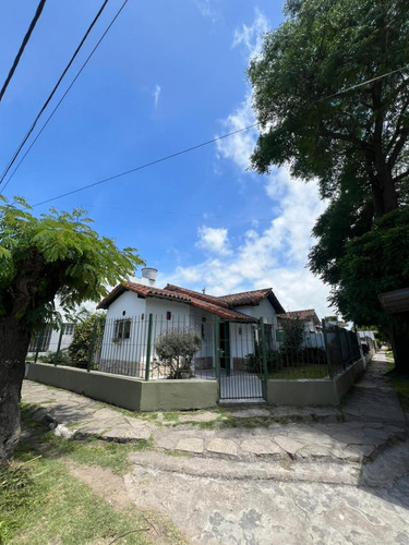 Casa Ph 3 Ambientes En Alvarado Y Tres Arroyos
