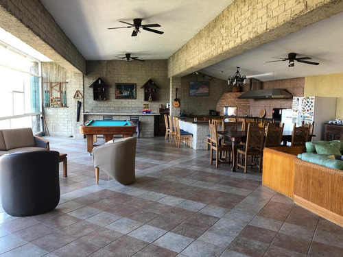 Imagen 5 de 14 de Casa De Dos Pisos Y Apartamento En Club De Campo San Antonio De Los Altos
