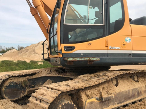 Imagen 5 de 5 de Excavadora Hyundai 300 Año 2013