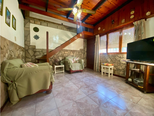 Latorre Prop. Vende Local C/ 2 Viviendas - Zona Hpc