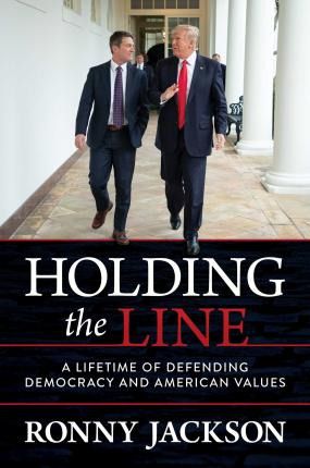 Libro Holding The Line : A Lifetime Of Defending Democrac...