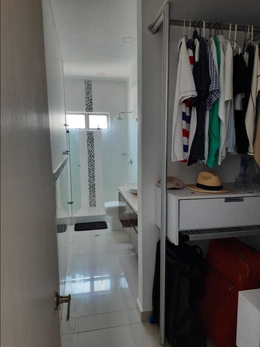 Imagen 6 de 17 de Venta De Apartamento En Manga - Edificio Puntamadera.