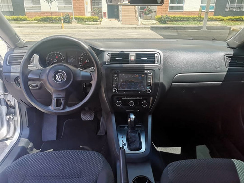 Volkswagen Nuevo Jetta Nf Aut Full Equipo