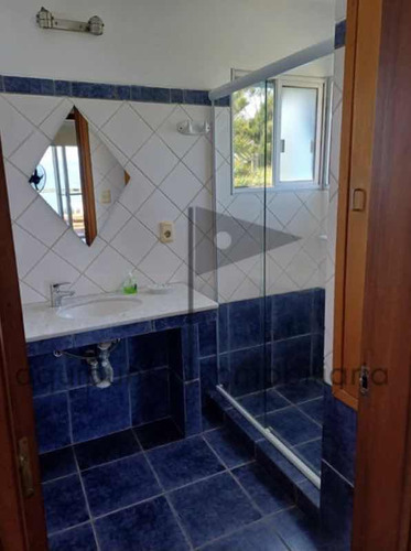 Casa En Alquiler En Punta Colorada 2 Dormitorios 2 Baños