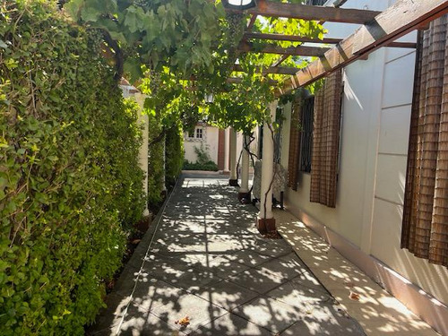 Venta Casa 5d 2b Servicios 2 Pisos Terreno 283/457 Me Ñuñoa
