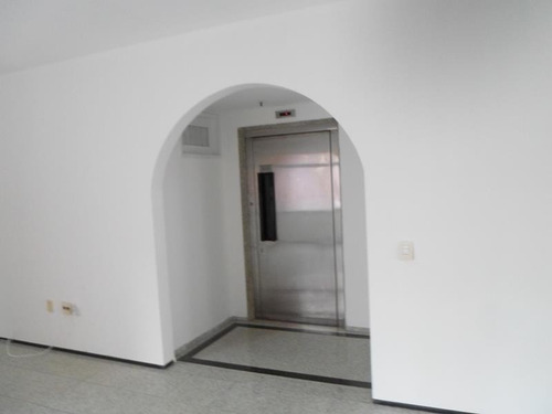 Imagem 12 de 30 de Apartamento Para Alugar Na Cidade De Fortaleza-ce - L13121