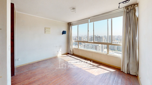 Se Arrienda Departamento Estudio, Metro Irarrázaval