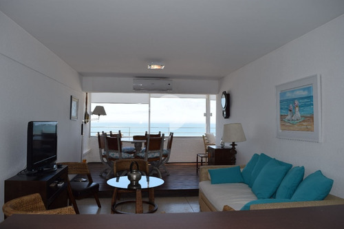 Apartamento En Peninsula, 2 Dormitorios *- Ref: 4942