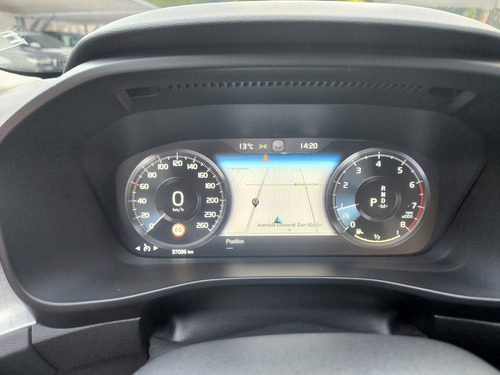 Imagen 11 de 13 de Xc40 Momentum T5 247hp Awd