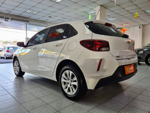 Imagem 11 de 11 de Chevrolet Onix 1.0 Flex Lt Manual