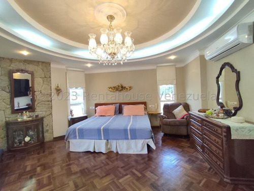 Jip 25-13586: Rentahouse Vende Magestuosa Casa De 920mts2, Rodeada De Hermosos Jardines Y Espectaculares Ambientes De Lujo. En Urb El Castaño. Maracay