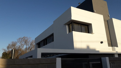 Imagen 1 de 25 de En Venta! Duplex A Estrenar De 2 Dormitorios - Banda Norte - Rio Cuarto