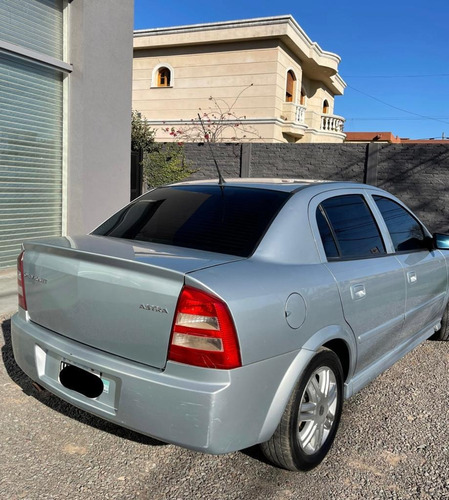 Imagen 3 de 11 de Chevrolet Astra 2008 2.0 Gl Full Nunca Gnc Impecable Permuto