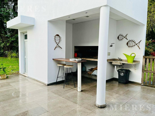Casa En Venta En Olivos Golf Club