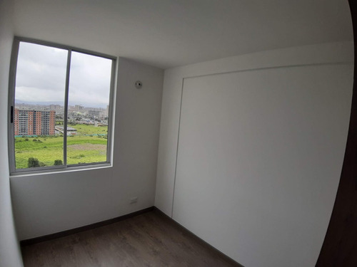 Imagen 21 de 23 de Venta Apartamento Castilla Imperial