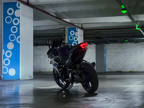 Yamaha R3