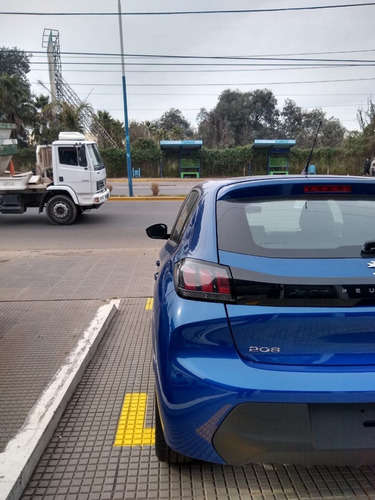 Robayna| Peugeot 208 2021 1.6l Allure| Ne