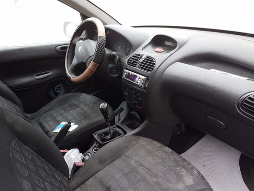 Imagem 7 de 10 de Sucata Peugeot 206 Sw Pre 1.6 2005 (somente Peças)