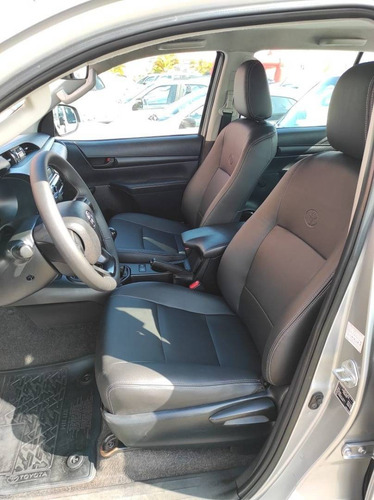 Imagem 6 de 10 de Toyota Hilux 2.8 Std 4x4 Cd 16v Diesel 4p Manual