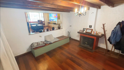 Casa De 4 Ambientes Con Patio, Terraza Saavedra