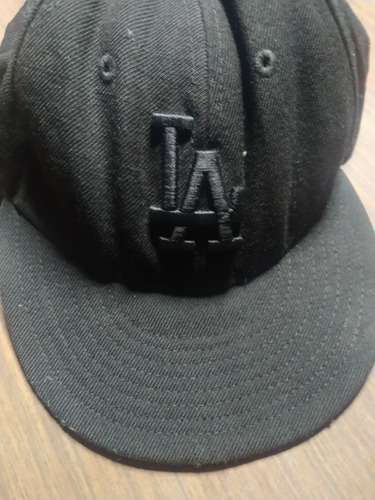 Gorra Cerrada Marca New Era Original. Vicera Soft Full Black