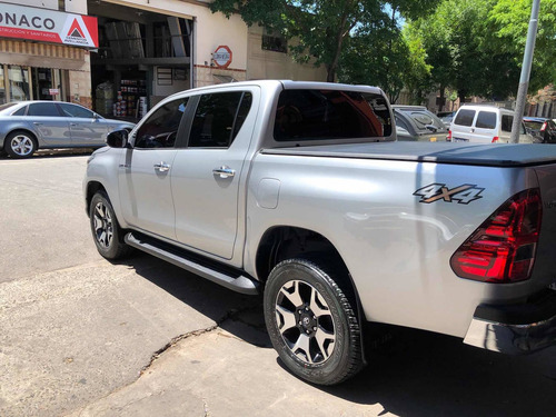 Toyota Hilux Srx