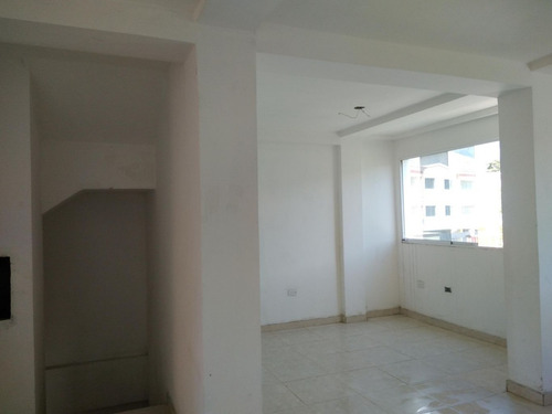 Imagen 6 de 10 de Eloisa Mejia Rentahouse Vende Townhouse En Manantial Naguanagua 22-6772