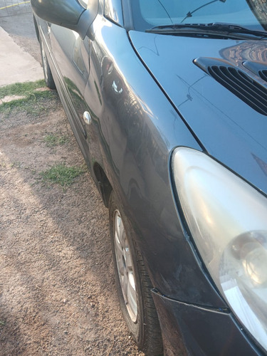 Peugeot 207 1.4 Sedan Xs
