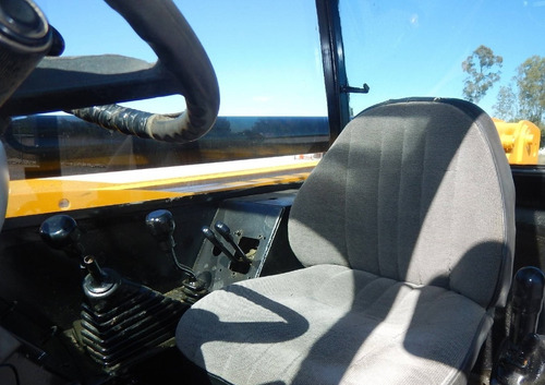 Imagen 9 de 13 de 22) Montacargas Telescopico Jcb 4x4 2003
