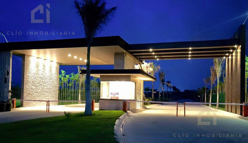 Terreno En Venta En Veracruz De 300m2 Cada Uno, Zona Residencial Con Amenidades Y Seguridad