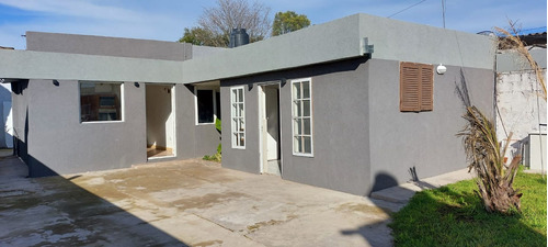 Venta Casa 3 Ambientes Y Monoambiente B°san Martin