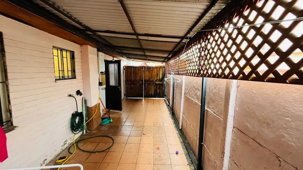 Imagen 2 de 26 de Casa Luminosa Con Amplio Jardín (177785)