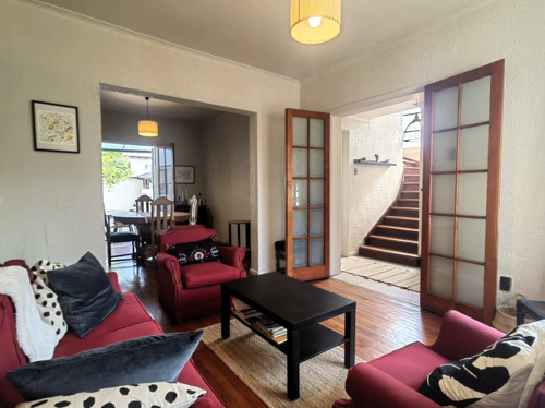 Venta Gran Casa 4d3b3e1b + Dormitorio Int 2d1b + Piscina
