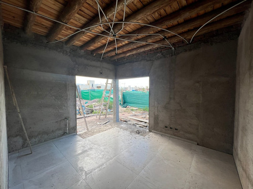 Imagen 11 de 30 de Casa En Obra Avanzada En Barrio Privado Pinar Del Sol V.