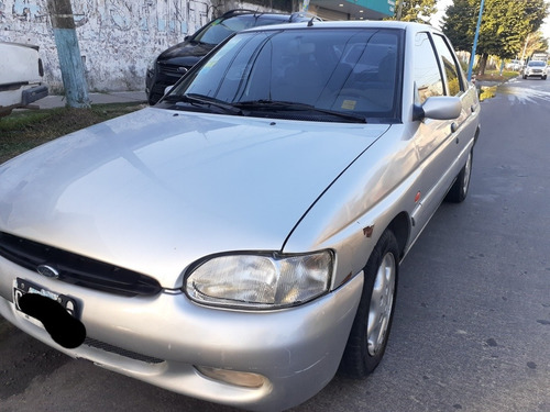 Ford Escort 1999 1.8 Ghia