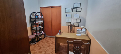 Imagen 4 de 8 de Alquiler De Excelente Oficina-consultorio En Lanús Oeste