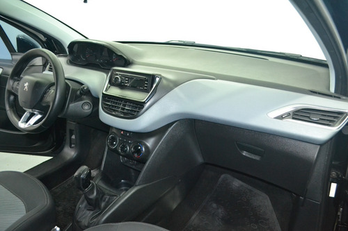 Imagen 11 de 12 de Peugeot 208 1.5 Allure Mt 2014-imolaautos