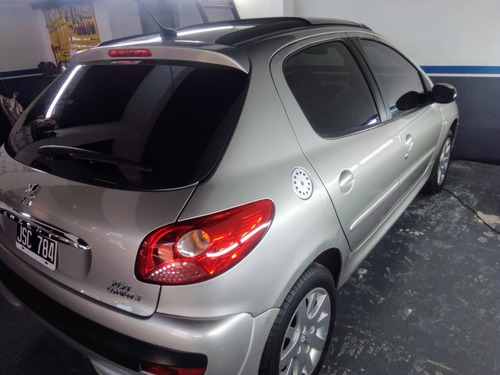 Peugeot 207 Compact Xt 1.9d 5p
