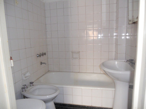Imagen 8 de 10 de Nueva Cordoba - 1 Dormitorio + Balcón - Buenos Aires 400