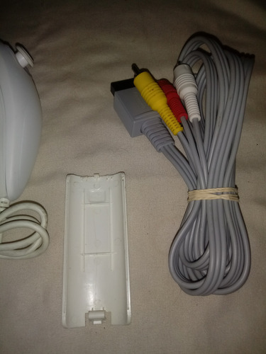Controlador Nunchuk + Accesorios Para Nintendo Wii (lote!) Blanco (Usado)