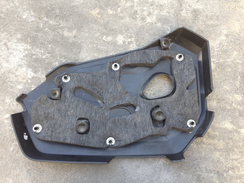 Imagen 4 de 5 de Cubierta De Motor Ford Focus 2012 Al 2018 1.6