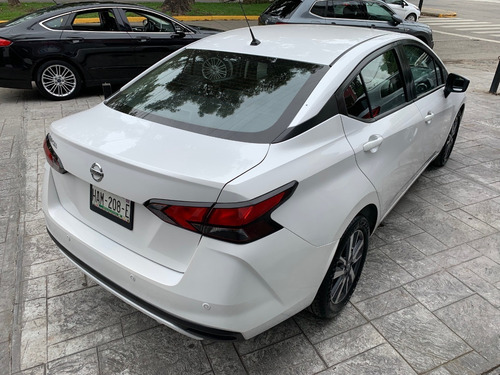 Imagen 11 de 14 de Nissan Versa Advance Mt 2020