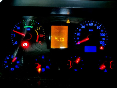 Imagem 12 de 25 de Vw 24250 Constellation Baú Ñ É Mb Atego 2426 2425 3030