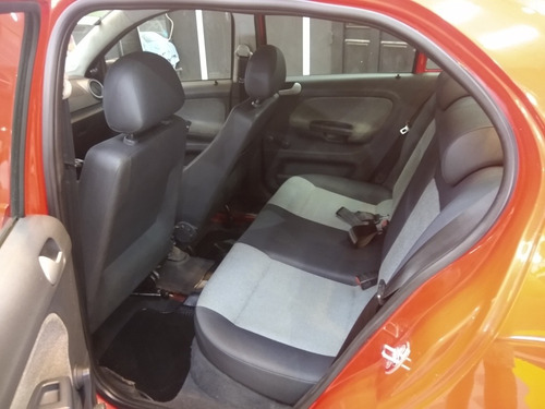 Volkswagen Voyage 1.6 Comfortline 101cv Abcp Abs 2014